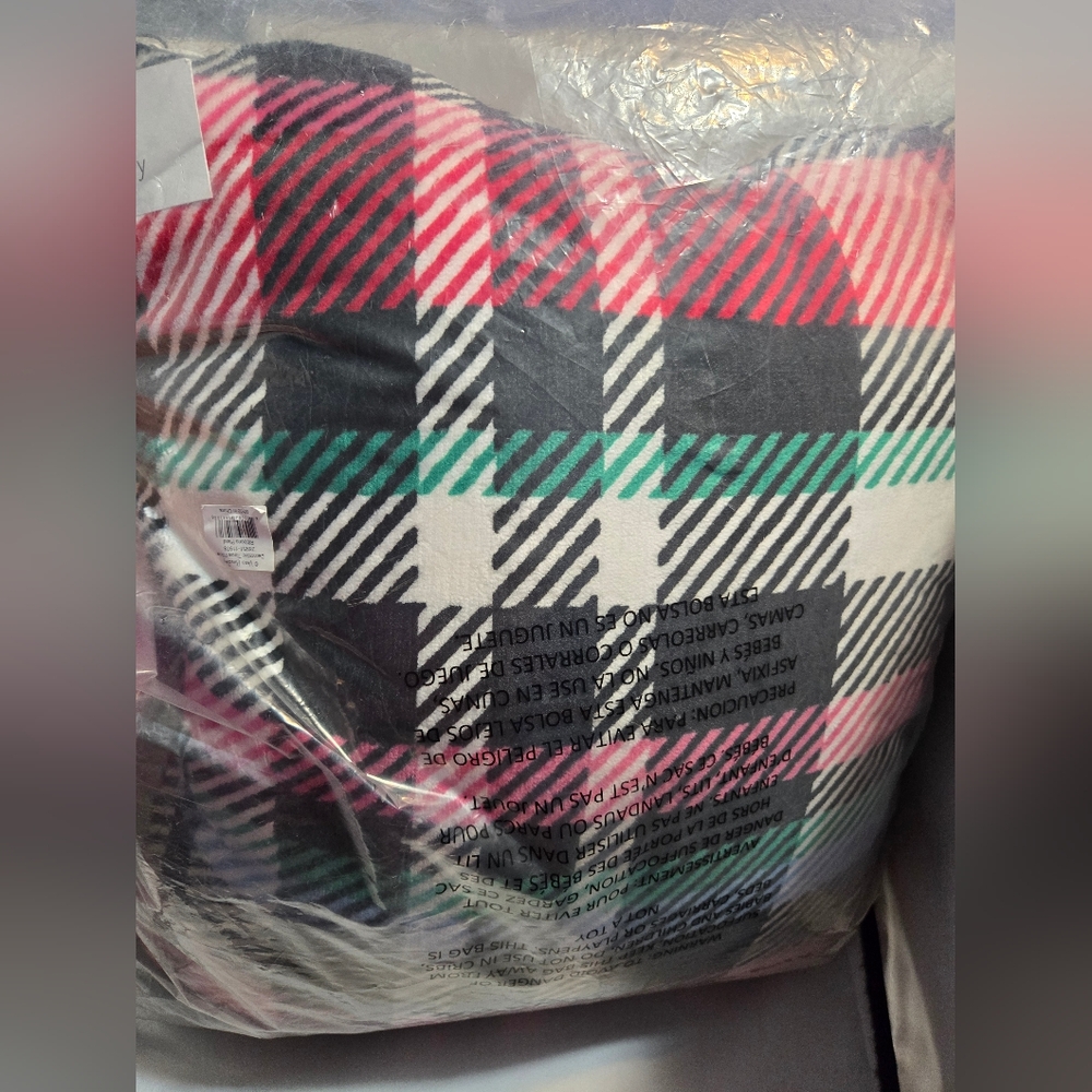 Vera Bradley "Ribbons Plaid" NWT throw Pillow